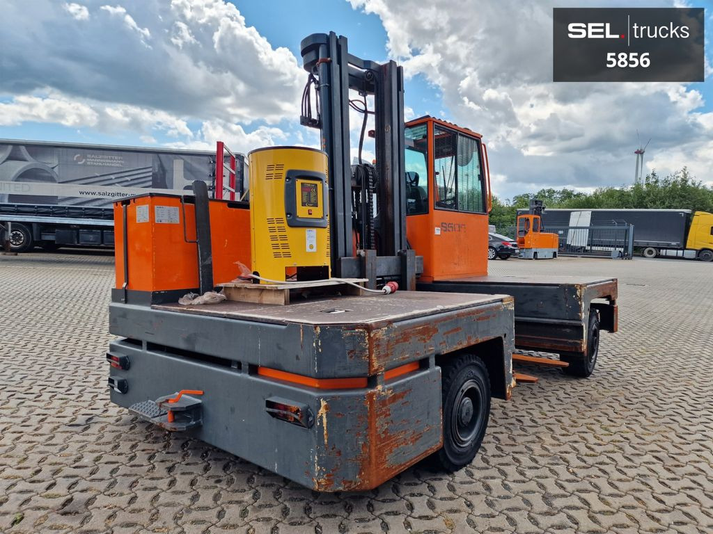 Hubtex S50E Seiten Stapler / 2011 / 9.086 h - Страничен товарач: снимка 5 Hubtex S50E Seiten Stapler / 2011 / 9.086 h - Страничен товарач: снимка 5