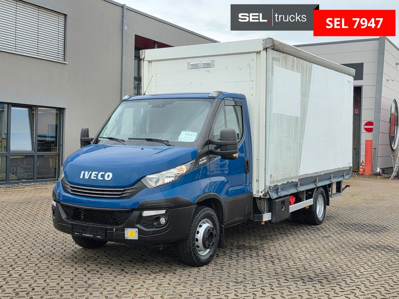 Iveco Daily 70C18 Hi-Matic / Ladebordwand / 3 Sitzen - Брезентов бус: снимка 1 Iveco Daily 70C18 Hi-Matic / Ladebordwand / 3 Sitzen - Брезентов бус: снимка 1