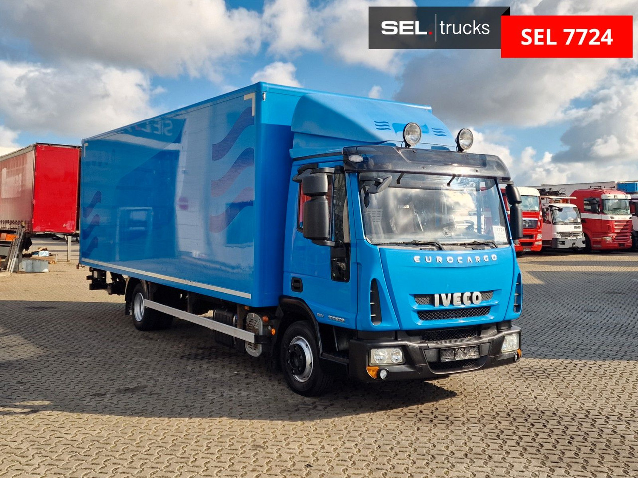 Iveco Eurocargo 100E22 / Ladebordwand / 3 Sitzen - Камион фургон: снимка 3 Iveco Eurocargo 100E22 / Ladebordwand / 3 Sitzen - Камион фургон: снимка 3