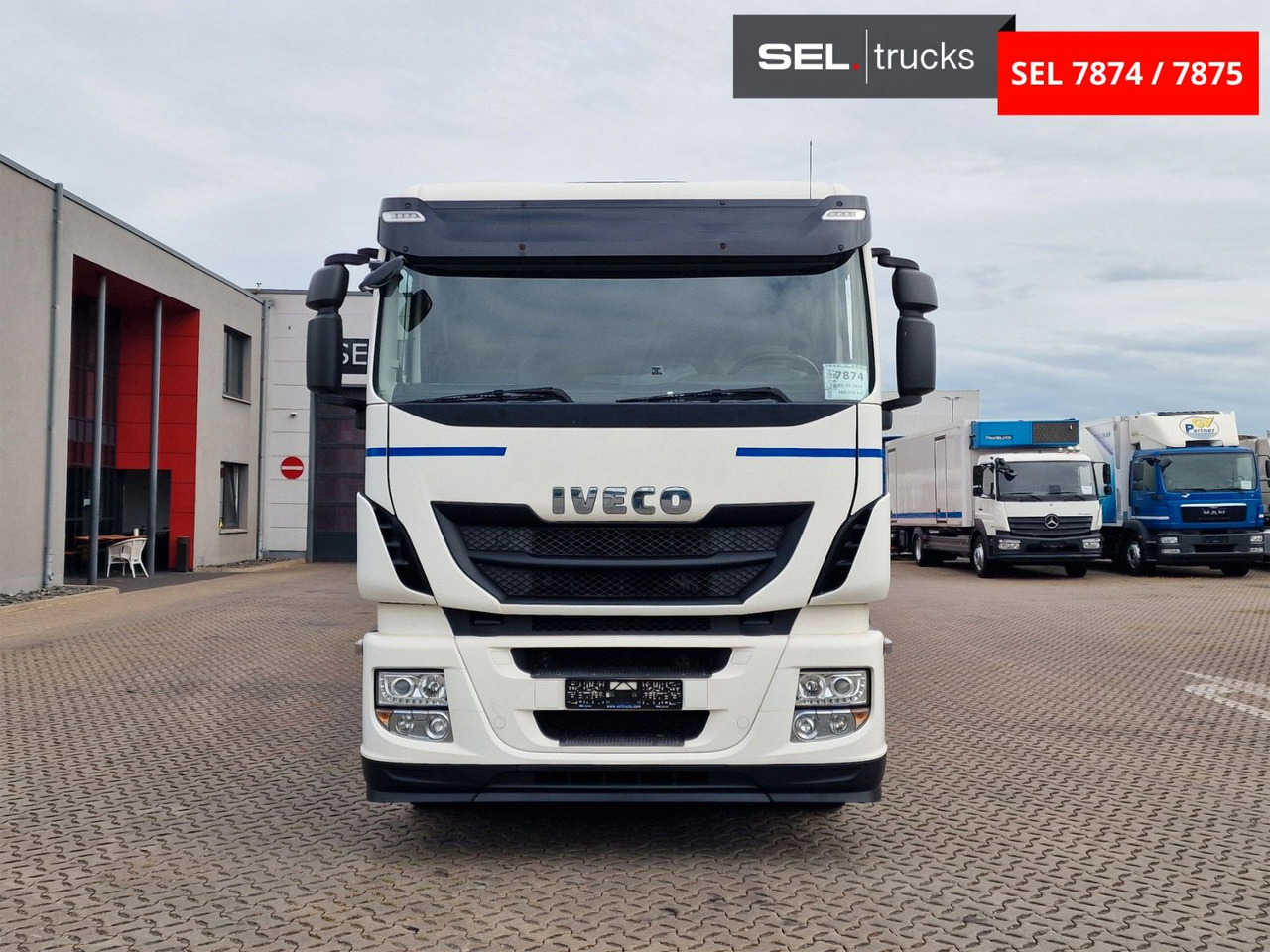Iveco Stralis 420 / Ladebordwand / Lenkachse /Liftache - За напитки камион: снимка 2 Iveco Stralis 420 / Ladebordwand / Lenkachse /Liftache - За напитки камион: снимка 2