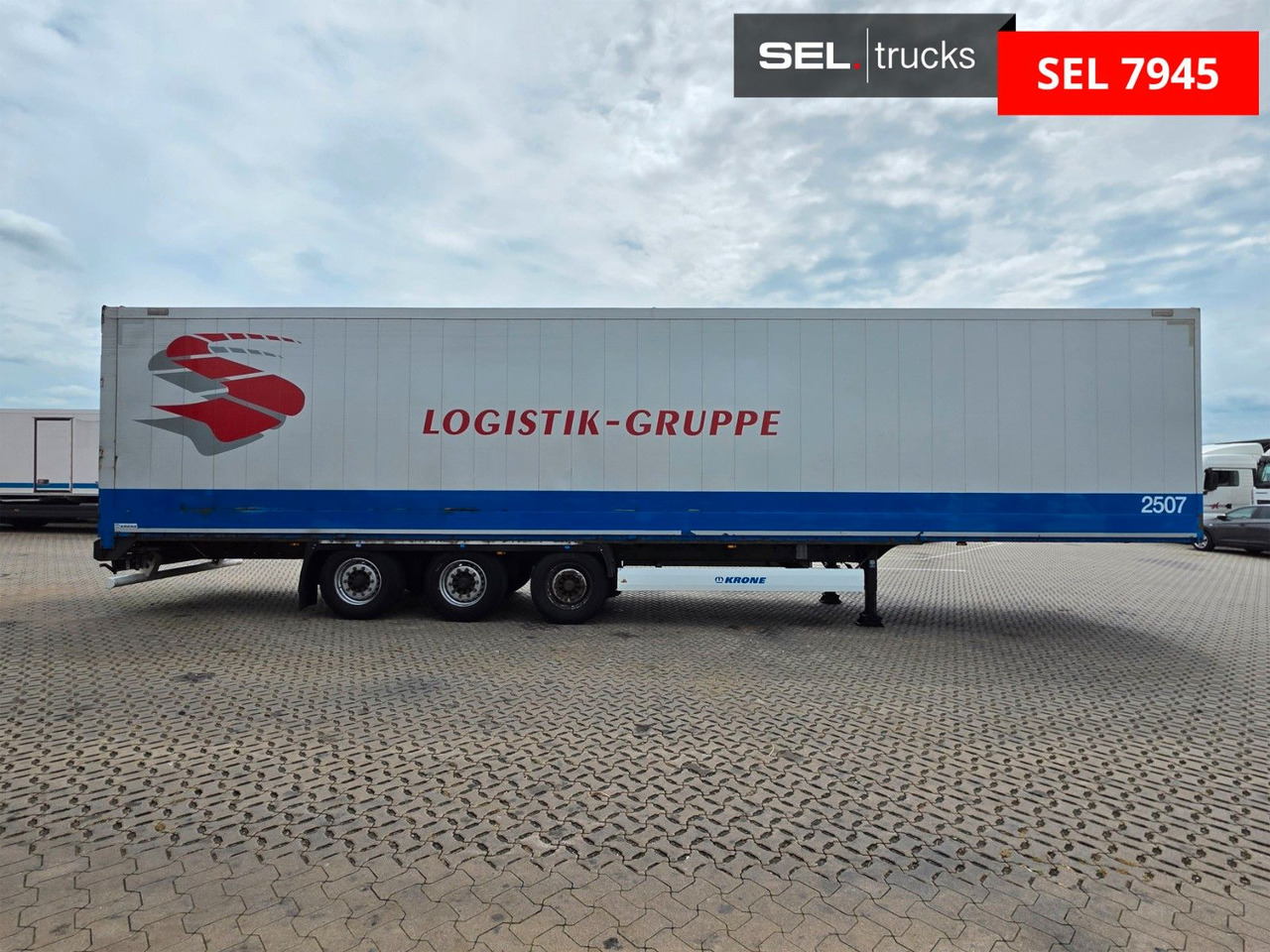 Krone SD / Textil / Liftachse - Затворена каросерия полуремарке: снимка 4 Krone SD / Textil / Liftachse - Затворена каросерия полуремарке: снимка 4