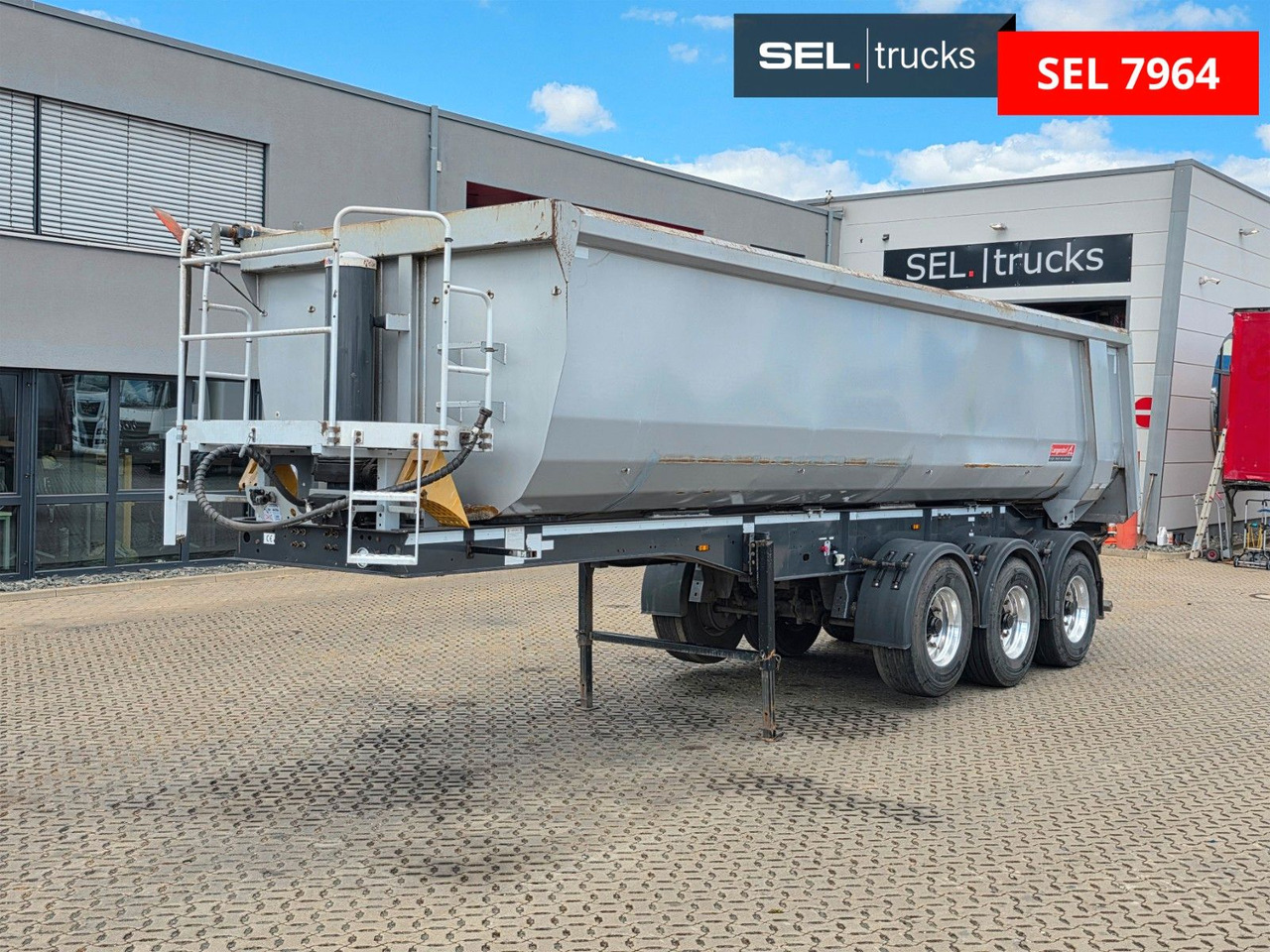 Langendorf SKS-HS 24/30 / Alu-Felgen / Liftachse - Самосвал полуремарке: снимка 1 Langendorf SKS-HS 24/30 / Alu-Felgen / Liftachse - Самосвал полуремарке: снимка 1