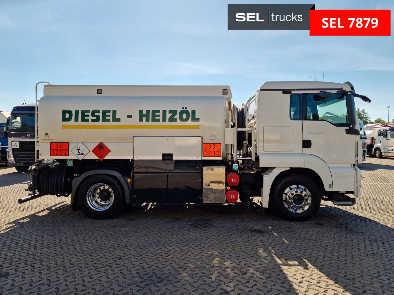 MAN TGS 18.480 4X2 LL / Intarder / ADR AT / 14.000 l - Камион цистерна: снимка 4 MAN TGS 18.480 4X2 LL / Intarder / ADR AT / 14.000 l - Камион цистерна: снимка 4