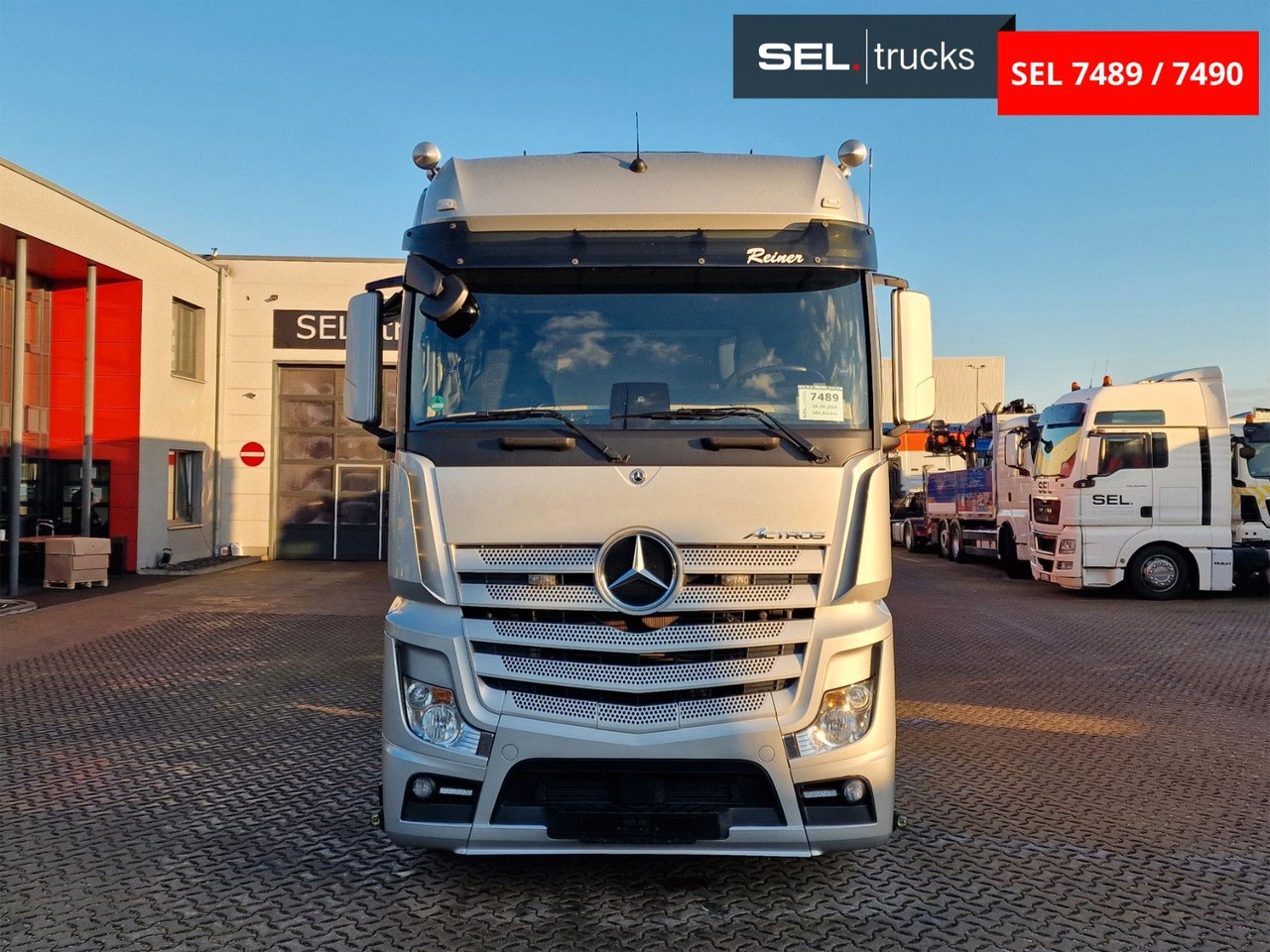 Mercedes-Benz Actros 2545 / Retarder / Alukappen / Standklima - Камион с брезент: снимка 2 Mercedes-Benz Actros 2545 / Retarder / Alukappen / Standklima - Камион с брезент: снимка 2