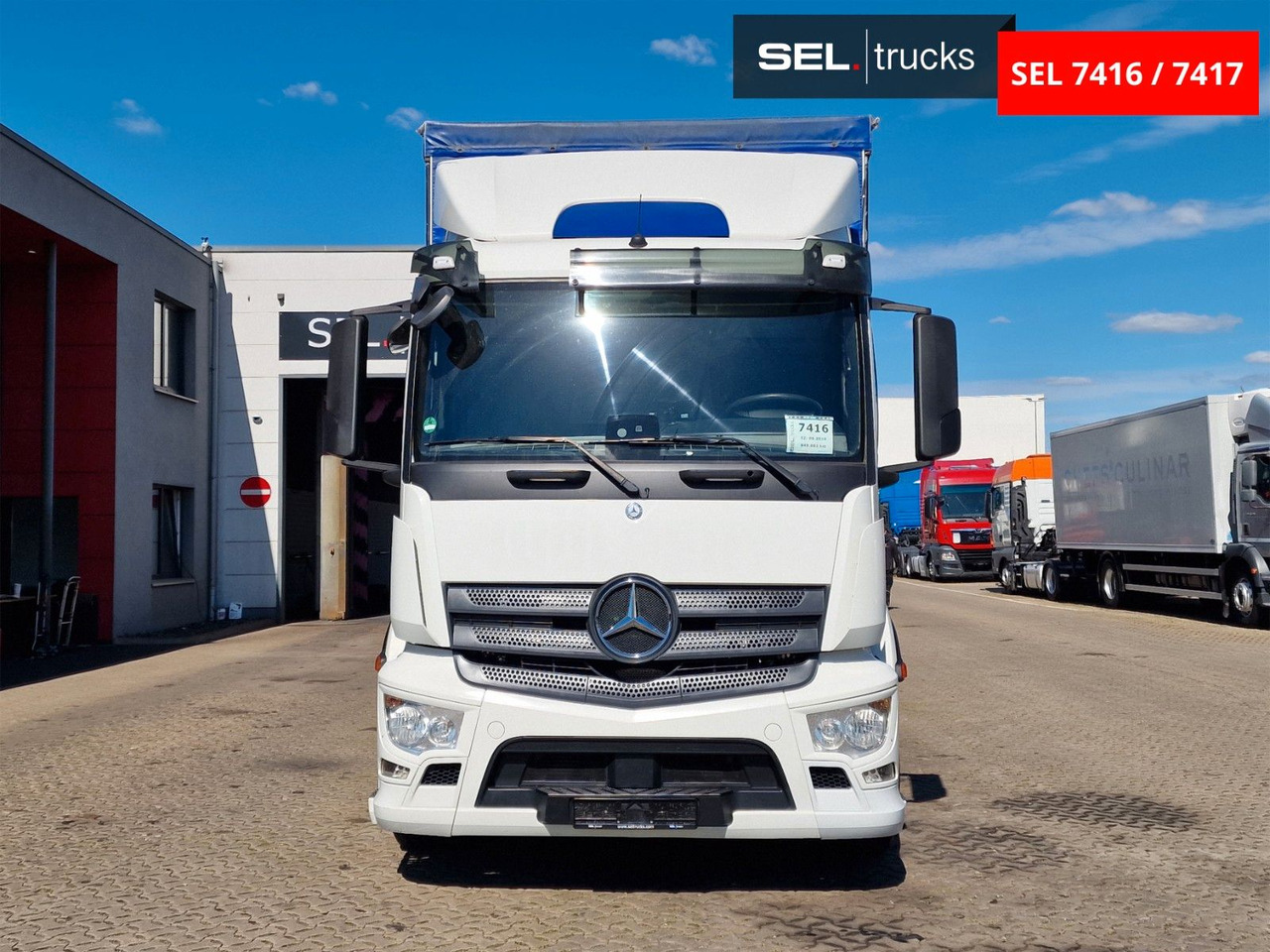 Mercedes-Benz Antos 2543 /Retarder / mit Stapler / Lenkachse - Камион с брезент: снимка 2 Mercedes-Benz Antos 2543 /Retarder / mit Stapler / Lenkachse - Камион с брезент: снимка 2