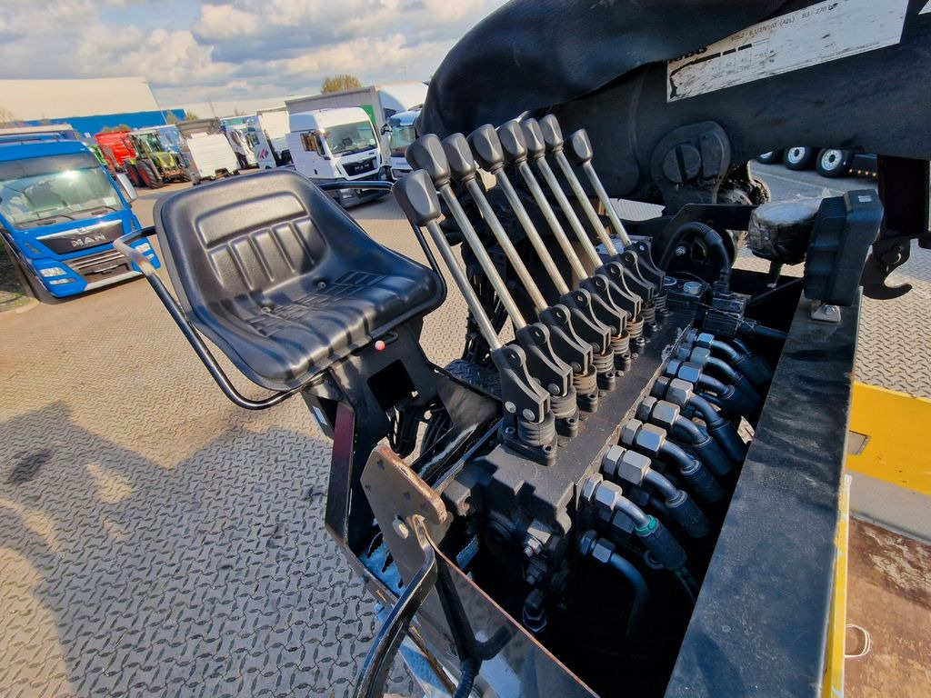 Камион с кран Mercedes-Benz Arocs 1830 / Atlas 105.2 - A2L / NEUE BATTERIEN Mercedes-Benz Arocs 1830 / Atlas 105.2 - A2L / NEUE BATTERIEN: снимка 11 Камион с кран Mercedes-Benz Arocs 1830 / Atlas 105.2 - A2L / NEUE BATTERIEN Mercedes-Benz Arocs 1830 / Atlas 105.2 - A2L / NEUE BATTERIEN: снимка 11