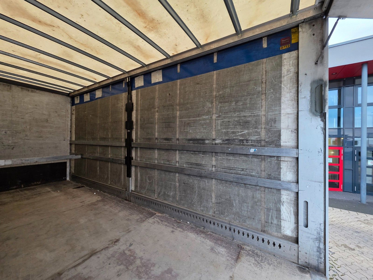 Брезентов бус Mercedes-Benz Atego 818 / Ladebordwand: снимка 14 Брезентов бус Mercedes-Benz Atego 818 / Ladebordwand: снимка 14