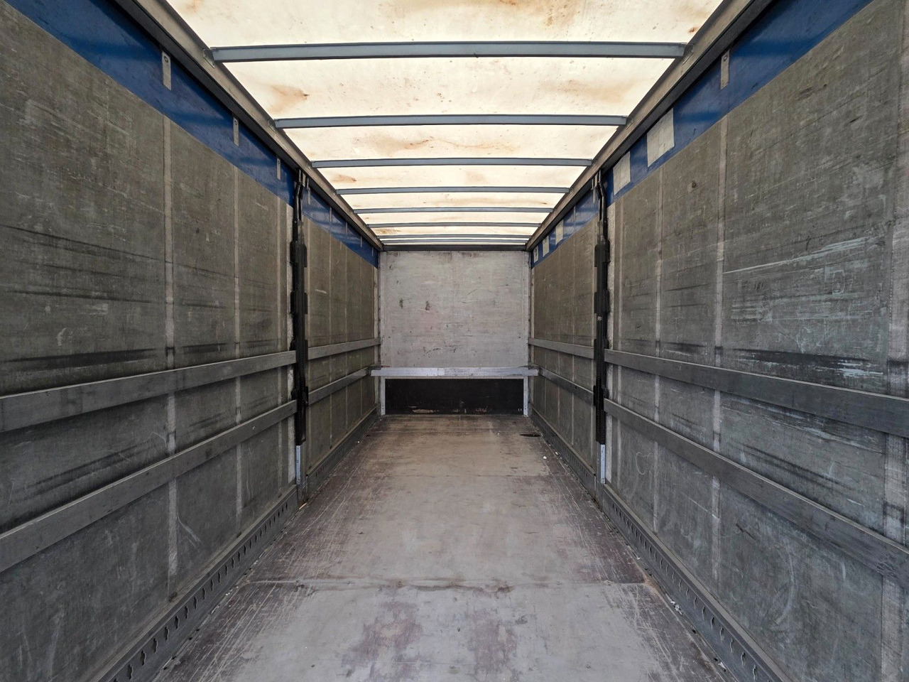 Брезентов бус Mercedes-Benz Atego 818 / Ladebordwand: снимка 10 Брезентов бус Mercedes-Benz Atego 818 / Ladebordwand: снимка 10