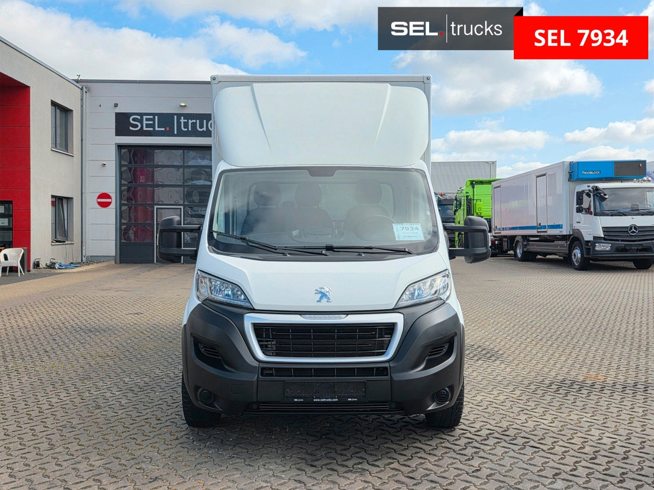 Peugeot Boxer / Ladebordwand / Klimaanlage / 3 Sitzen - Лекотоварен автомобил фургон: снимка 2 Peugeot Boxer / Ladebordwand / Klimaanlage / 3 Sitzen - Лекотоварен автомобил фургон: снимка 2