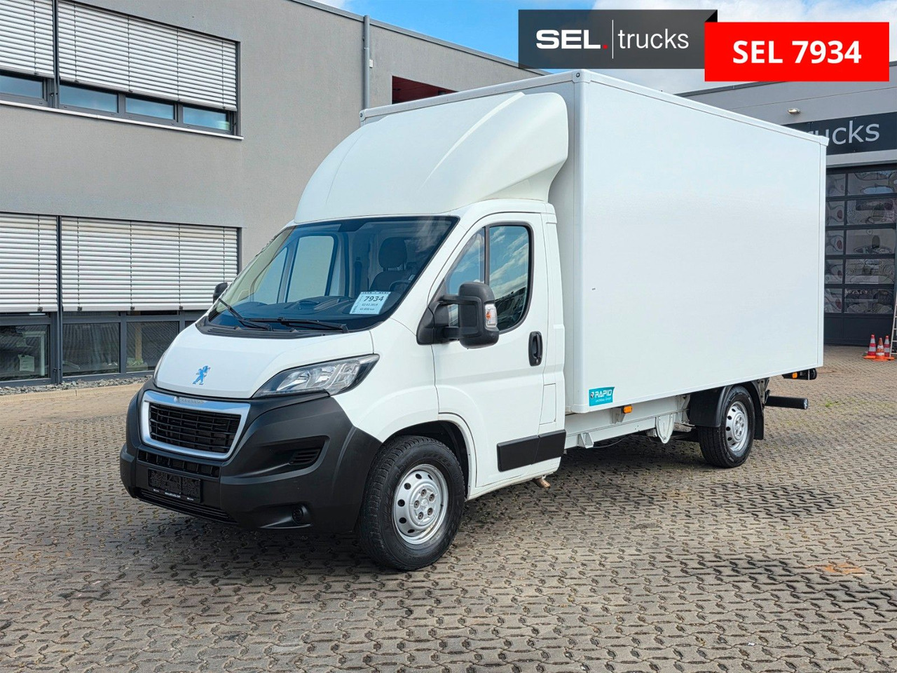 Peugeot Boxer / Ladebordwand / Klimaanlage / 3 Sitzen - Лекотоварен автомобил фургон: снимка 1 Peugeot Boxer / Ladebordwand / Klimaanlage / 3 Sitzen - Лекотоварен автомобил фургон: снимка 1