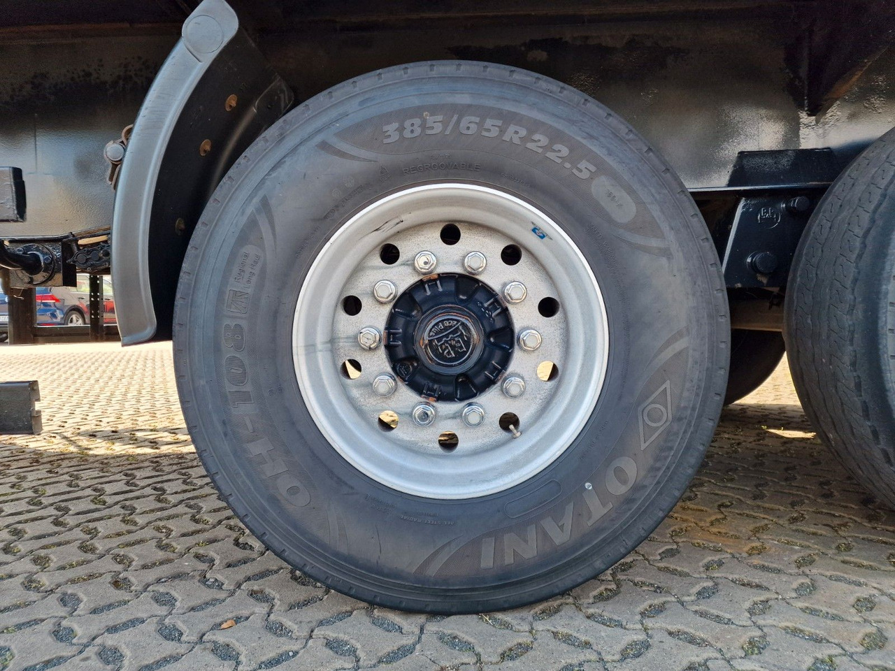 Брезентово полуремарке Schmidt Hagen SPC/39/E/10,5 / Coilmulde / Lenk-Liftachse: снимка 31 Брезентово полуремарке Schmidt Hagen SPC/39/E/10,5 / Coilmulde / Lenk-Liftachse: снимка 31