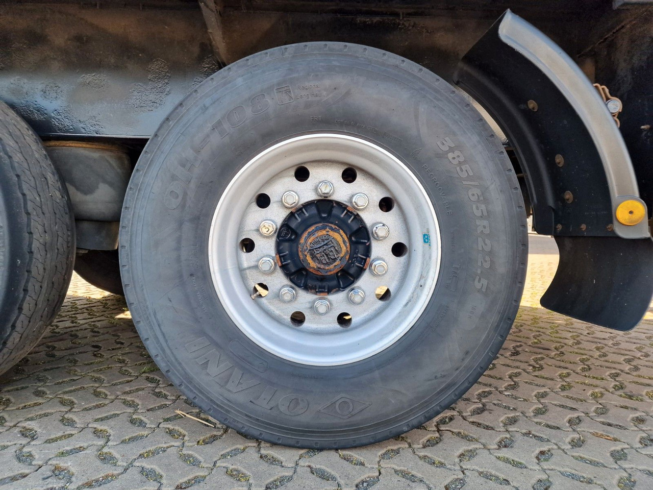 Брезентово полуремарке Schmidt Hagen SPC/39/E/10,5 / Coilmulde / Lenk-Liftachse: снимка 35 Брезентово полуремарке Schmidt Hagen SPC/39/E/10,5 / Coilmulde / Lenk-Liftachse: снимка 35