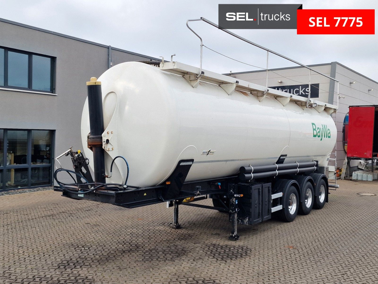 Spitzer SKS 27 / Kippsilo / 53.000 l / Liftachse - Цистерна за насипни товари: снимка 1 Spitzer SKS 27 / Kippsilo / 53.000 l / Liftachse - Цистерна за насипни товари: снимка 1