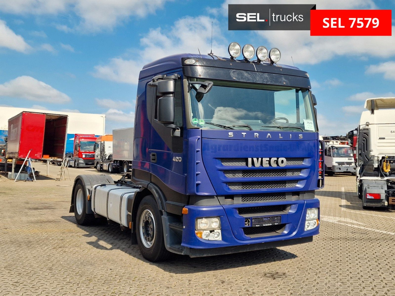 Iveco Stralis 420 / Nebenabtrieb / Kipphydraulik / LOF - Влекач: снимка 3 Iveco Stralis 420 / Nebenabtrieb / Kipphydraulik / LOF - Влекач: снимка 3