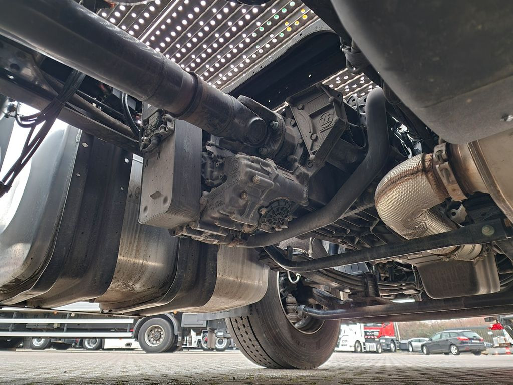 Влекач MAN TGS 26.510 6x2/4 BL SA / ZF Intarder / Lenkachse MAN TGS 26.510 6x2/4 BL SA / ZF Intarder / Lenkachse: снимка 12 Влекач MAN TGS 26.510 6x2/4 BL SA / ZF Intarder / Lenkachse MAN TGS 26.510 6x2/4 BL SA / ZF Intarder / Lenkachse: снимка 12