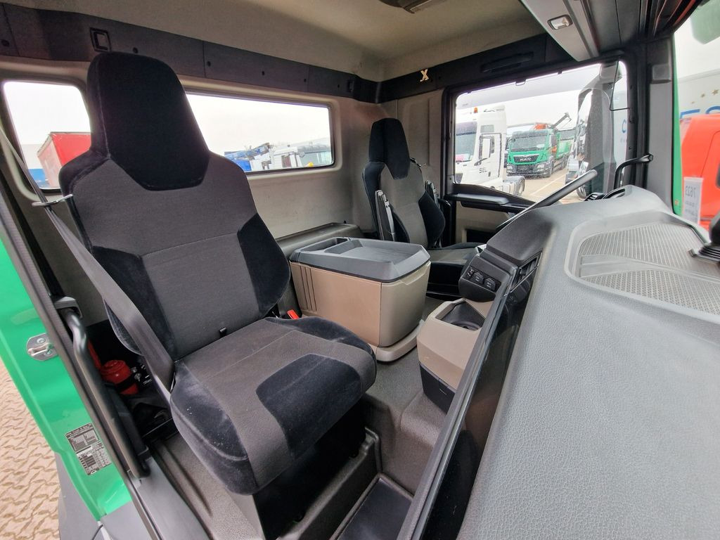 Влекач MAN TGS 26.510 6x2/4 BL SA / ZF Intarder / Lenkachse MAN TGS 26.510 6x2/4 BL SA / ZF Intarder / Lenkachse: снимка 18 Влекач MAN TGS 26.510 6x2/4 BL SA / ZF Intarder / Lenkachse MAN TGS 26.510 6x2/4 BL SA / ZF Intarder / Lenkachse: снимка 18