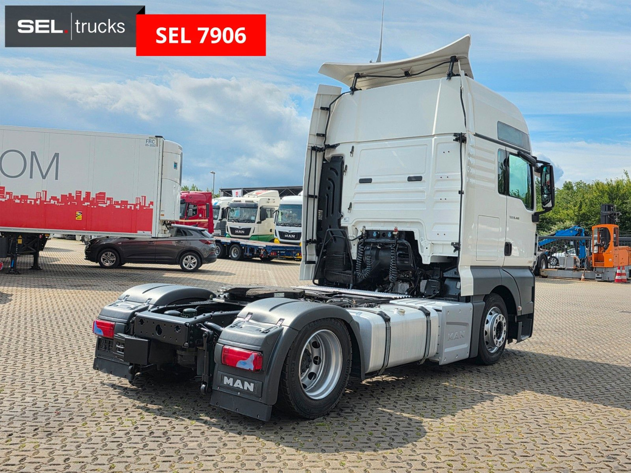 MAN TGX 18.460 4X2 LLS-U / Retarder - Влекач: снимка 5 MAN TGX 18.460 4X2 LLS-U / Retarder - Влекач: снимка 5