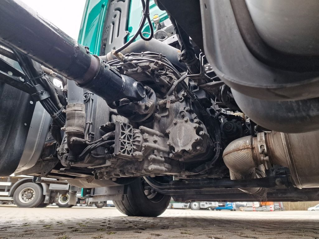 Влекач MAN TGX 18.510 4x2 LL SA / Retarder / Hubkupplung: снимка 13