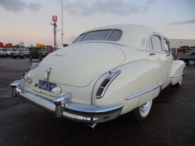 Cadillac Fleetwood sedan - Седан: снимка 4 Cadillac Fleetwood sedan - Седан: снимка 4