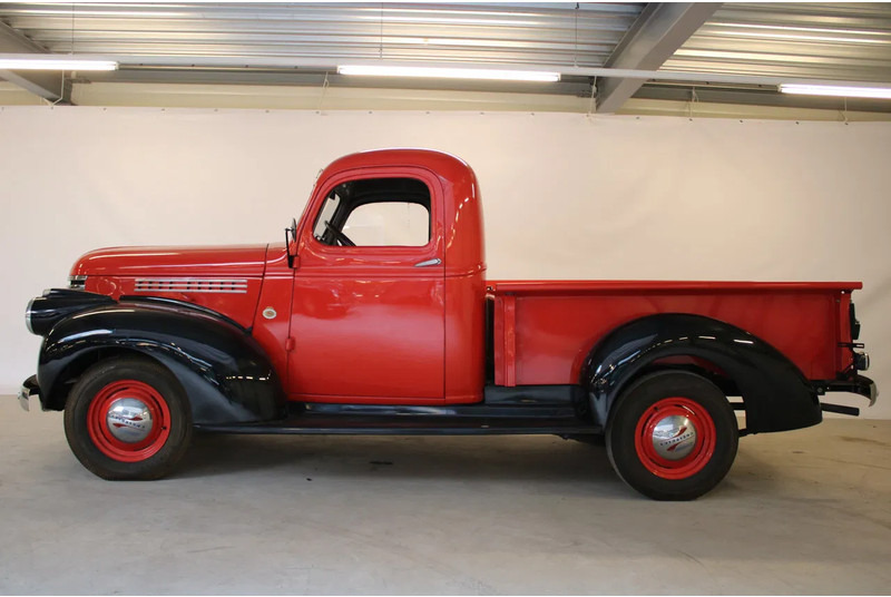 Chevrolet Pick Up Deluxe - Пикап: снимка 3 Chevrolet Pick Up Deluxe - Пикап: снимка 3