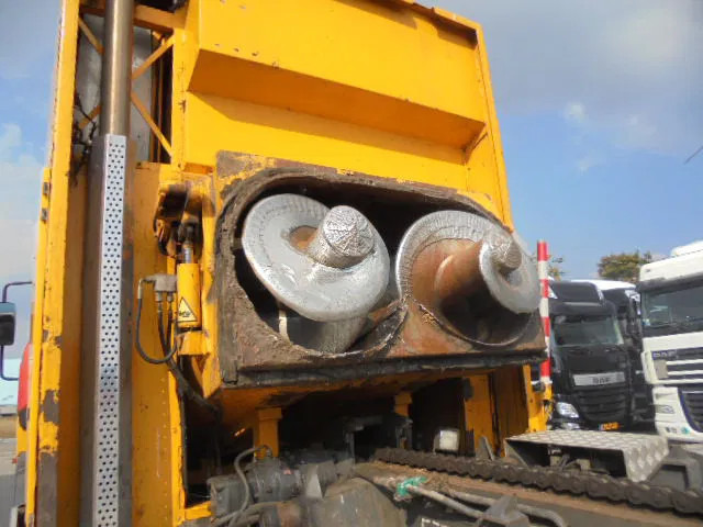 DAF 75.240 75 240 6X2 - Боклукчийска кола: снимка 5 DAF 75.240 75 240 6X2 - Боклукчийска кола: снимка 5