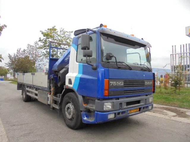 DAF 75.270 4X2 NL TRUCK - Камион с кран: снимка 4 DAF 75.270 4X2 NL TRUCK - Камион с кран: снимка 4