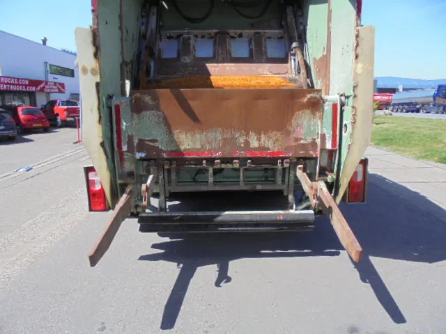 DAF CF 250 6X2 - Боклукчийска кола: снимка 5 DAF CF 250 6X2 - Боклукчийска кола: снимка 5