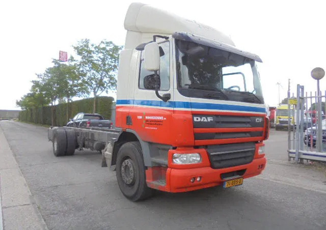 DAF CF 250 NL TRUCK - Шаси кабина: снимка 3 DAF CF 250 NL TRUCK - Шаси кабина: снимка 3