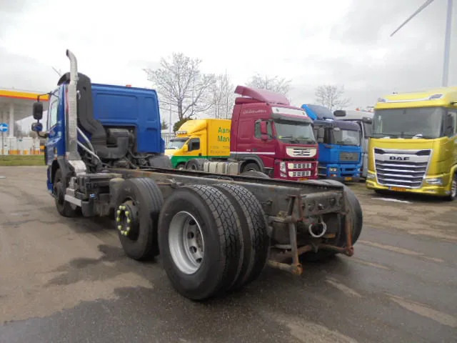 DAF CF 75.250 6X2 - Шаси кабина: снимка 5 DAF CF 75.250 6X2 - Шаси кабина: снимка 5