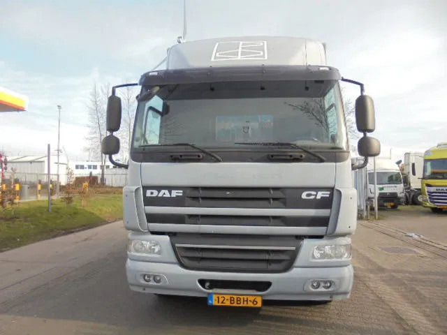 DAF CF 75 360 NL TRUCK - Контейнеровоз/ Сменна каросерия камион: снимка 2 DAF CF 75 360 NL TRUCK - Контейнеровоз/ Сменна каросерия камион: снимка 2