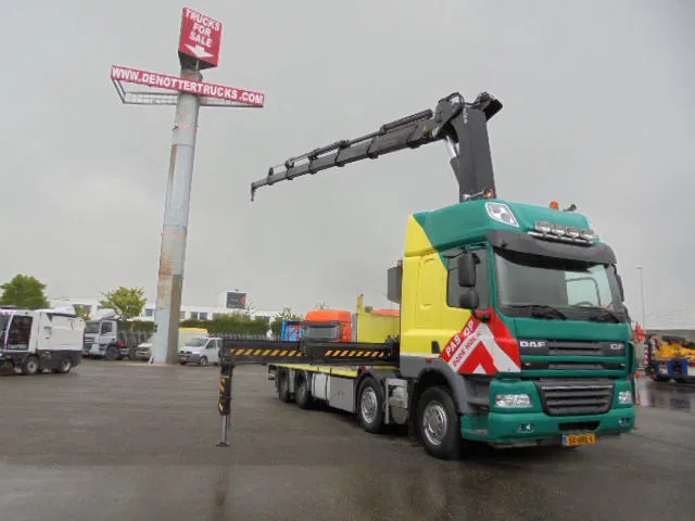 DAF FAD 85-460 8X4 - Камион с кран: снимка 2 DAF FAD 85-460 8X4 - Камион с кран: снимка 2