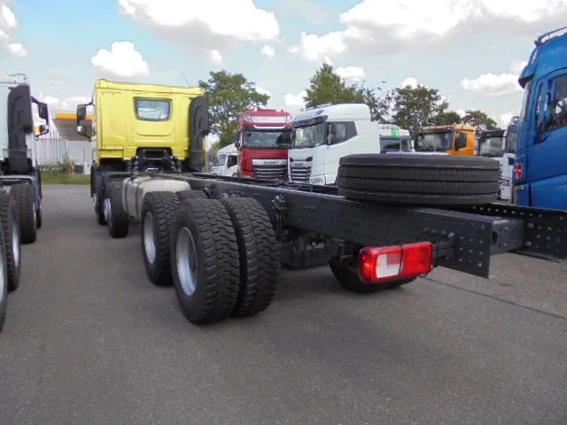 DAF XD 450 F 8X4 NIEUW MET FABRIEKS GARANTIE - Шаси кабина: снимка 4 DAF XD 450 F 8X4 NIEUW MET FABRIEKS GARANTIE - Шаси кабина: снимка 4