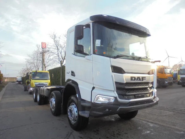 DAF XDC 450 8X4 DEMO UNUSED RHD - Шаси кабина: снимка 3 DAF XDC 450 8X4 DEMO UNUSED RHD - Шаси кабина: снимка 3