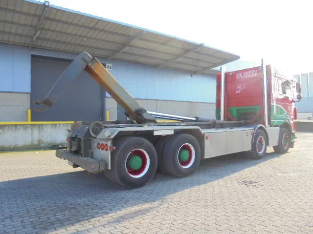 DAF XF 105 410 FAD 8X4 STEEL SUSPENSION - Мултилифт с кука камион: снимка 4 DAF XF 105 410 FAD 8X4 STEEL SUSPENSION - Мултилифт с кука камион: снимка 4