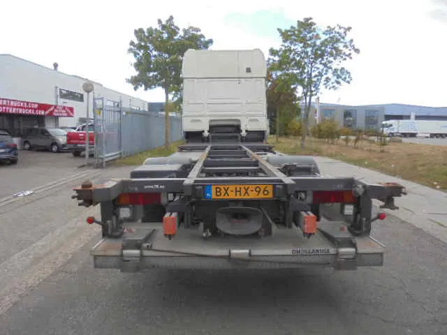 DAF XF 105 410 NL truck - Контейнеровоз/ Сменна каросерия камион: снимка 5 DAF XF 105 410 NL truck - Контейнеровоз/ Сменна каросерия камион: снимка 5