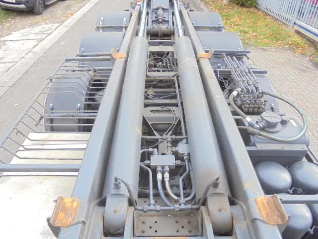 Мултилифт с кука камион DAF XF 106 510 8X2 TRIPLE NL TRUCK: снимка 16 Мултилифт с кука камион DAF XF 106 510 8X2 TRIPLE NL TRUCK: снимка 16