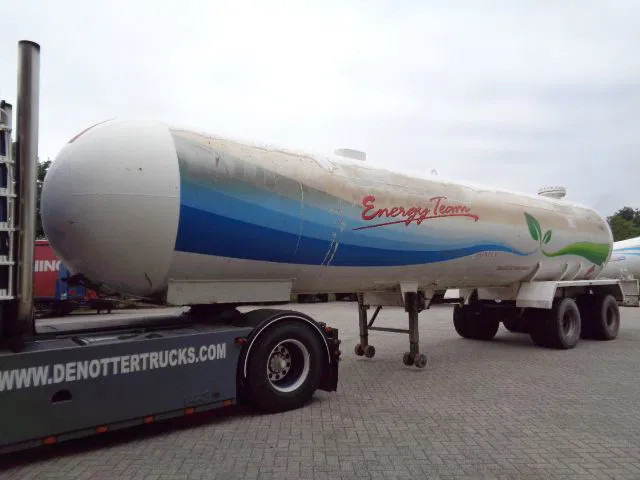 Diversen ISISAN 45M3 LPG-BUTANE - Полуремарке цистерна: снимка 1 Diversen ISISAN 45M3 LPG-BUTANE - Полуремарке цистерна: снимка 1