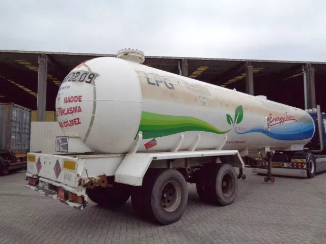 Diversen Isisan 45M3 LPG-BUTANE - Полуремарке цистерна: снимка 3 Diversen Isisan 45M3 LPG-BUTANE - Полуремарке цистерна: снимка 3
