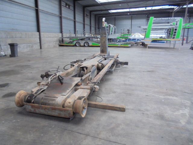 Diversen MILTRA MB 20 PCA - Мултилифт с кука камион: снимка 3 Diversen MILTRA MB 20 PCA - Мултилифт с кука камион: снимка 3