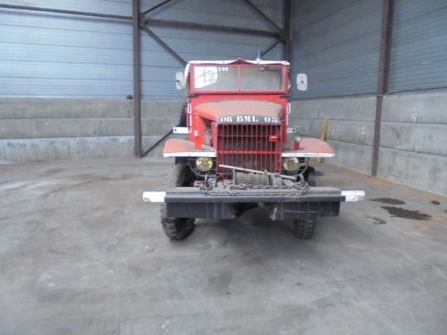 GMC CCKW 353 6X6 - Камион цистерна: снимка 2 GMC CCKW 353 6X6 - Камион цистерна: снимка 2