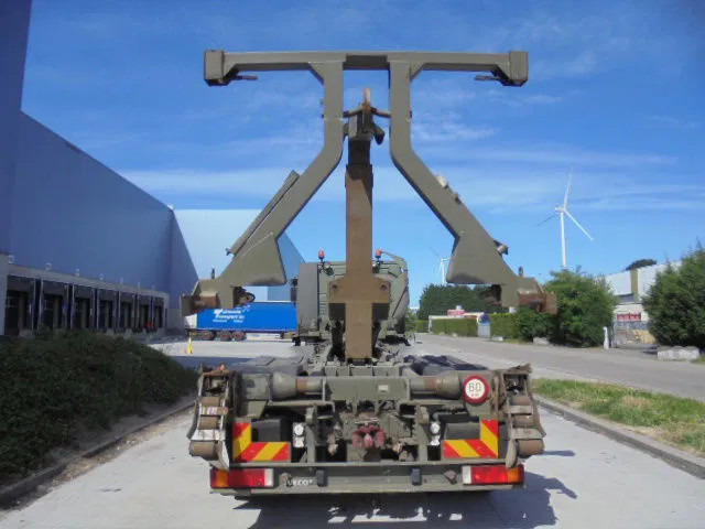 Iveco Eurotrakker 410 E37H - Мултилифт с кука камион: снимка 5 Iveco Eurotrakker 410 E37H - Мултилифт с кука камион: снимка 5