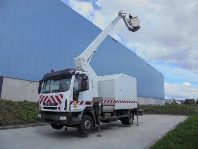 Iveco EuroCargo 120 EL22 EUR5 - Камион: снимка 1 Iveco EuroCargo 120 EL22 EUR5 - Камион: снимка 1