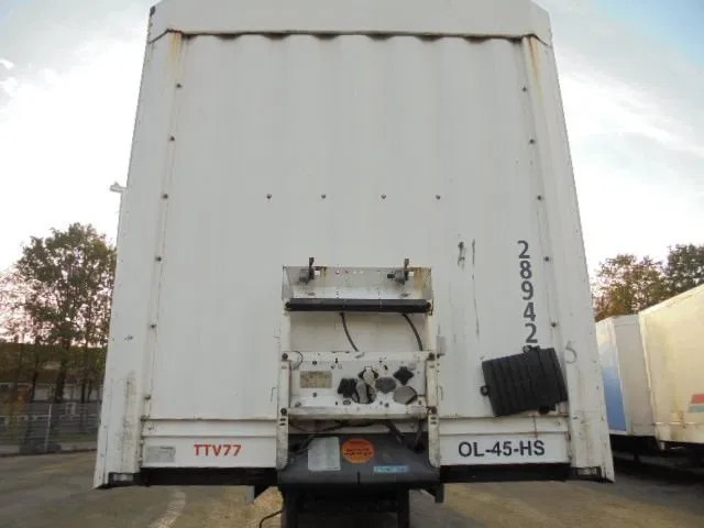 Krone SZ NL KENTEKEN - Затворена каросерия полуремарке: снимка 2 Krone SZ NL KENTEKEN - Затворена каросерия полуремарке: снимка 2