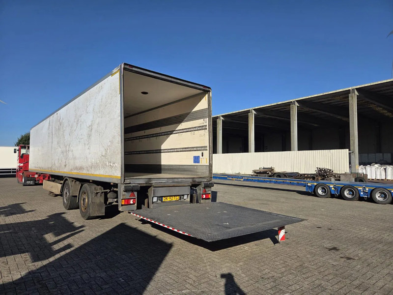 Krone SZ NL KENTEKEN - Затворена каросерия полуремарке: снимка 4 Krone SZ NL KENTEKEN - Затворена каросерия полуремарке: снимка 4