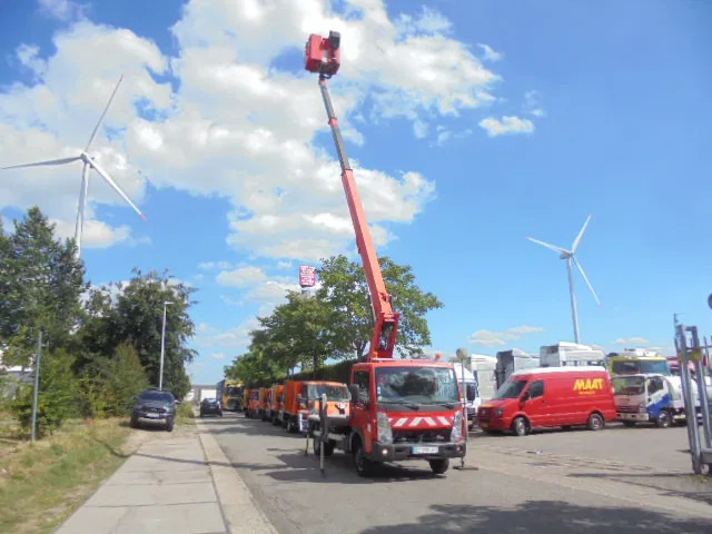 Renault Maxity 120 DXI - Лекотоварен автомобил: снимка 2 Renault Maxity 120 DXI - Лекотоварен автомобил: снимка 2