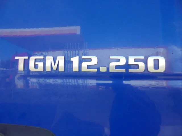 MAN TGM 12.250 NL TRUCK - Камион фургон: снимка 4 MAN TGM 12.250 NL TRUCK - Камион фургон: снимка 4