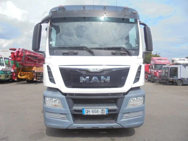 MAN TGS 33.440 ZAND ZUIGER - Каналопочистваща машина: снимка 2 MAN TGS 33.440 ZAND ZUIGER - Каналопочистваща машина: снимка 2