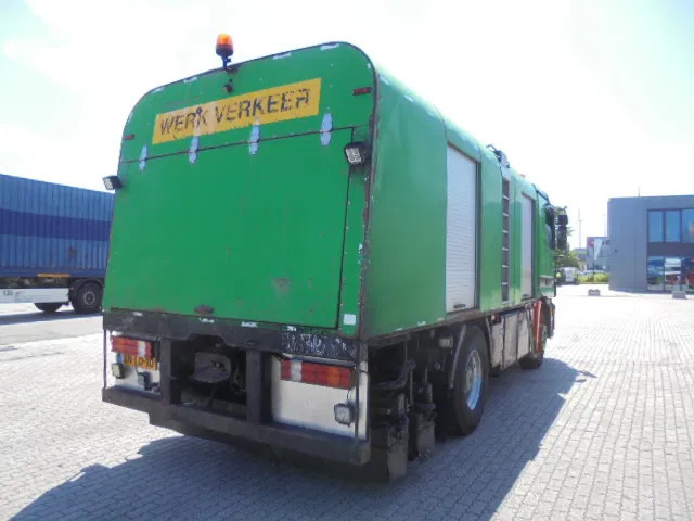 Mercedes-Benz Actros 1831 1831 Bitumensprayer - Камион цистерна: снимка 5 Mercedes-Benz Actros 1831 1831 Bitumensprayer - Камион цистерна: снимка 5