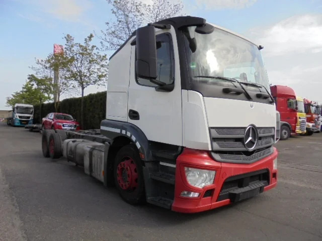 Mercedes-Benz Actros 2336 LL 6X2 EUR 6 - Автовоз камион: снимка 3 Mercedes-Benz Actros 2336 LL 6X2 EUR 6 - Автовоз камион: снимка 3