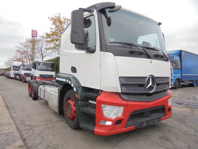 Mercedes-Benz Actros 2340 6X2 EUR 6 - Автовоз камион: снимка 3 Mercedes-Benz Actros 2340 6X2 EUR 6 - Автовоз камион: снимка 3